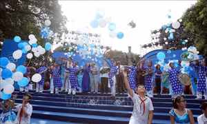 Lễ kỷ niệm 20 năm thành phố Hà Nội đón nhận danh hiệu 'Thành phố vì hòa bình'
