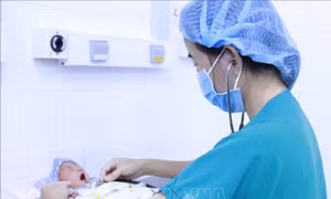 Cấp cứu thành công sản phụ mắc biến chứng sản khoa nguy hiểm