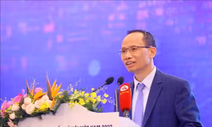 Khôi phục các động lực tăng trưởng hiện hữu và tìm kiếm động lực mới