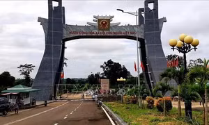 Phát triển hạ tầng thương mại biên giới Việt Nam - Campuchia