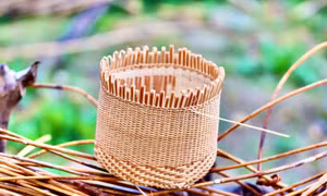 Triển lãm và giới thiệu nghề đan lát của người Cơ Tu