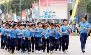 Bình Dương: Trên 8.000 người chạy Việt dã chào mừng năm mới 2019