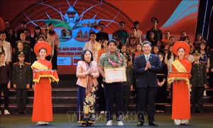 Danh Sà Rưm - tấm gương về tinh thần học tập, rèn luyện