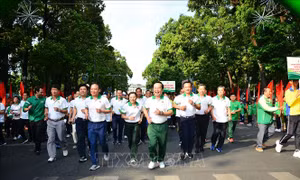 Lễ phát động cuộc vận động toàn dân rèn luyện thân thể theo gương Bác Hồ vĩ đại