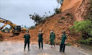 Tối 14/10, khu vực từ Thanh Hóa - Hà Tĩnh có nơi mưa rất to, đề phòng lũ quét, sạt lở đất