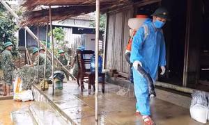 Tăng cường phòng, chống dịch bệnh sau lũ