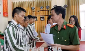 65 phạm nhân tại trại giam Hồng Ca (Yên Bái) được đặc xá