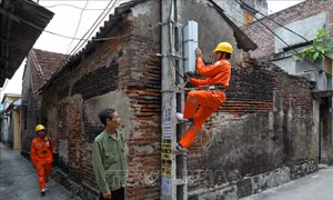 Tiết kiệm điện, vấn đề không của riêng ai - Bài 3: Thay đổi nhận thức người dân