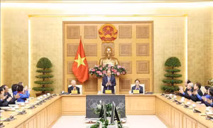 Thủ tướng Nguyễn Xuân Phúc gặp mặt các thế hệ cán bộ Đoàn Thanh niên 