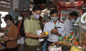 Kiểm tra các mặt hàng thực phẩm chay tại Hậu Giang