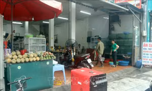 Mất điện kéo dài, du lịch méo mặt