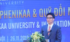 Phó Thủ tướng Vũ Đức Đam: Đại học không chỉ là nơi phổ biến tri thức, mà còn là nơi tạo ra tri thức