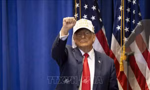 Vừa nhận tin vui ở Iowa, ông Trump lại đối mặt thách thức bị loại khỏi phiếu bầu