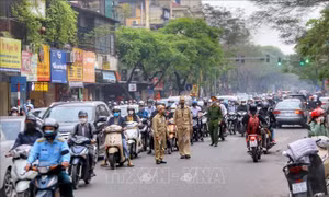 Hà Nội: Đảm bảo an ninh trật tự, an toàn giao thông cho học sinh trở lại trường