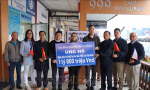Cộng đồng người Việt Nam tại CH Séc chung tay khắc phục hậu quả bão lũ