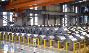 Ảnh hưởng bởi xung đột Nga-Ukraine, Anh tạo điều kiện nhập khẩu thép Trung Quốc