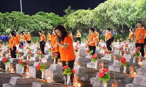 Xúc động chương trình nghệ thuật 'Sống mãi với thời gian'