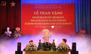 Hưng Yên có thêm bốn 'nghệ nhân ưu tú'