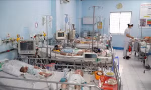 Vaccine phòng bệnh tay chân miệng đầu tiên ở Việt Nam đang chờ cấp phép