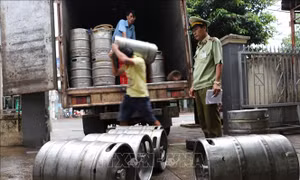 Thu giữ hơn 1.350 lít bia hơi không rõ nguồn gốc