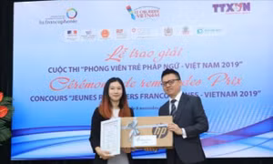 Trao giải thưởng Cuộc thi 'Phóng viên trẻ Pháp ngữ - Việt Nam 2019'