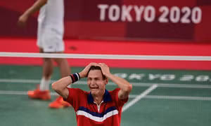 Olympic Tokyo 2020: Viktor Axelsen tự hào với tấm huy chương Vàng môn cầu lông