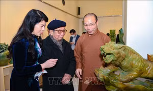Triển lãm 'Gốm nghệ thuật' và lễ ra mắt sách 'Tiếng đất gọi bàn tay' 