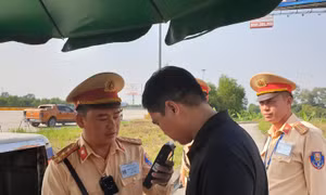 Tổng kiểm soát xe khách và ô tô vận tải hàng hoá trên các tuyến cao tốc 