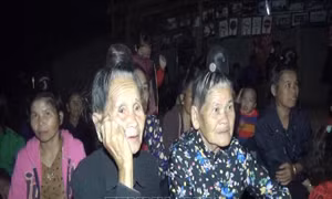 Mang 'ánh sáng' văn hóa đến các bản, làng xa xôi