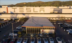 Tesla đối mặt cáo buộc xâm phạm quyền riêng tư của khách hàng
