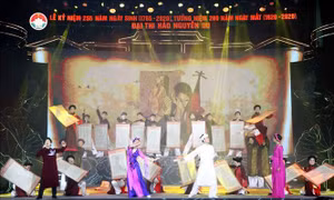 Tôn vinh những cống hiến to lớn của Đại thi hào Nguyễn Du  