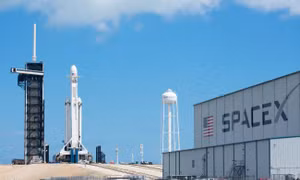SpaceX, ULA, Blue Origin giành được hợp đồng phóng tên lửa của Lầu Năm Góc