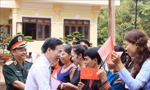 Chủ tịch nước Võ Văn Thưởng thăm Binh đoàn 15