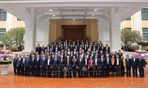 Gặp mặt thân mật các đồng chí nguyên lãnh đạo Đảng, Nhà nước không tái cử khóa XIII