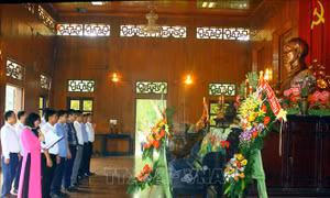 Nghệ An tổ chức trang trọng Lễ giỗ Chủ tịch Hồ Chí Minh lần thứ 51