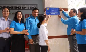 Cán bộ y tế khó khăn ở tỉnh Kiên Giang có nhà mới