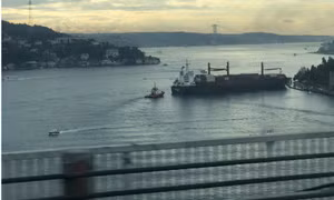 Tàu chở hàng gặp tai nạn tại eo biển Bosphorus của Thổ Nhĩ Kỳ
