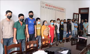 Bắt quả tang 14 đối tượng xóc đĩa tại thành phố Pleiku