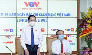 Phó Chủ tịch Thường trực Quốc hội chúc mừng các cơ quan báo chí Trung ương nhân ngày 21/6