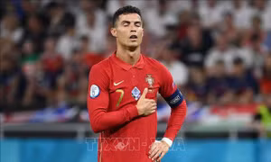 EURO 2020: CR7 nối dài các kỷ lục