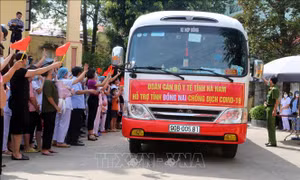 Sẻ chia khó khăn với người dân TP Hồ Chí Minh