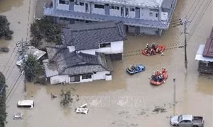Mưa lớn tiếp tục đe dọa vùng Kyushu, Nhật Bản
