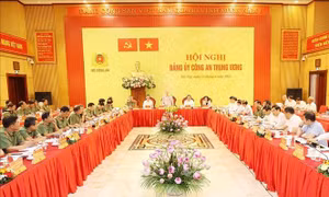 Lực lượng CAND phát huy vai trò 'gương mẫu, đi đầu' trong xây dựng, chỉnh đốn Đảng 