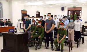 Xét xử vụ Công ty Nhật Cường: Làm rõ đường đi của nguồn hàng nhập lậu
