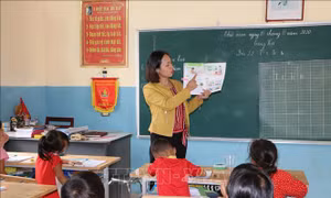 Khó khăn trong triển khai sách giáo khoa mới ở vùng cao