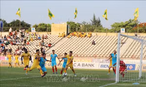 V.League 2019: Sông Lam Nghệ An hòa Sanna Khánh Hòa trên sân nhà