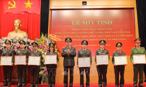 Bộ Công an mít tinh hưởng ứng Ngày Pháp luật Việt Nam