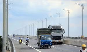 Bỏ Quỹ Bảo trì đường bộ không đồng nghĩa với dừng thu phí sử dụng đường bộ
