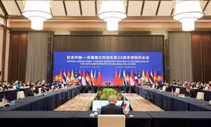 Hợp tác ASEAN - Trung Quốc: Khẳng định cam kết trong giải quyết các vấn đề cấp bách của khu vực