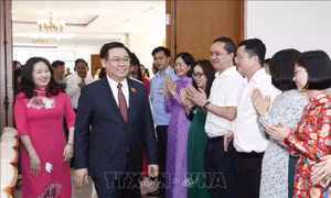 Chủ tịch Quốc hội dự Lễ kỷ niệm 97 năm Ngày báo chí cách mạng tại Báo Đại biểu nhân dân